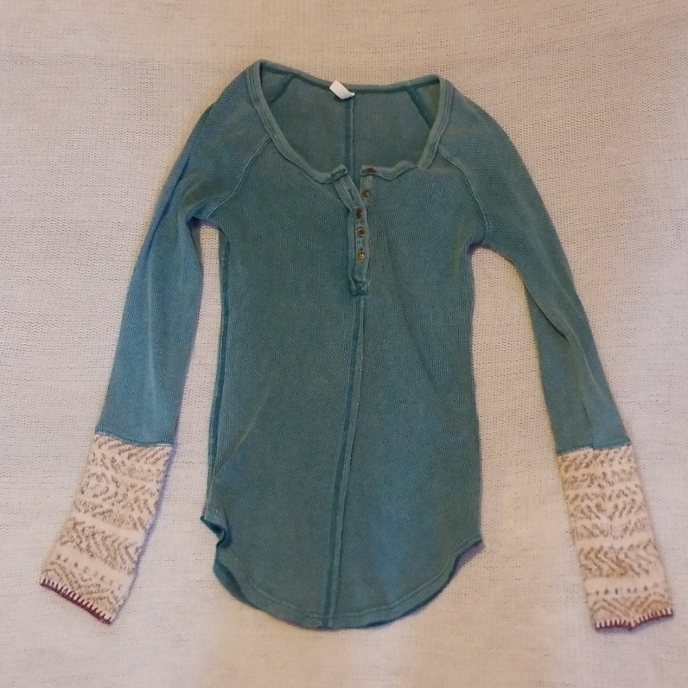 Free People thermal with cozy cuffs